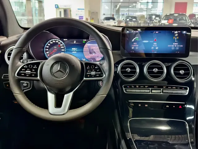 Mercedes-Benz Mercedes-Benz GLC 2021 GLC 260 L 4MATIC Sporty — Фото автомобиля 5