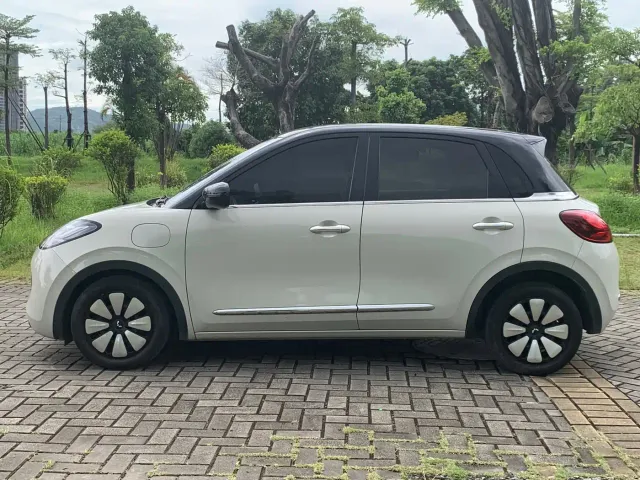 Wuling Bingo — Фото автомобиля 16