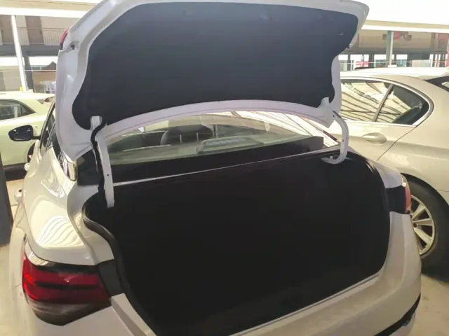 Nissan Sylphy — Фото автомобиля 18