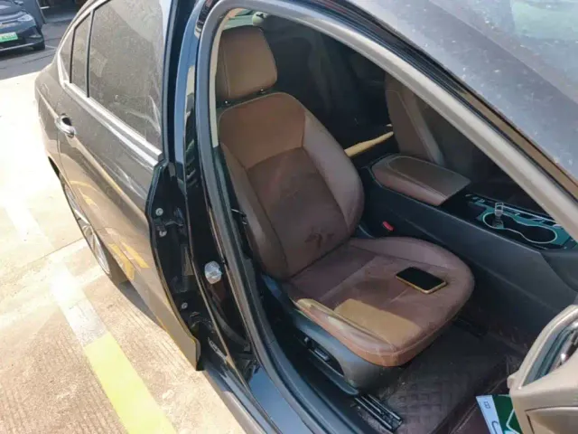 Buick Regal — Фото автомобиля 24