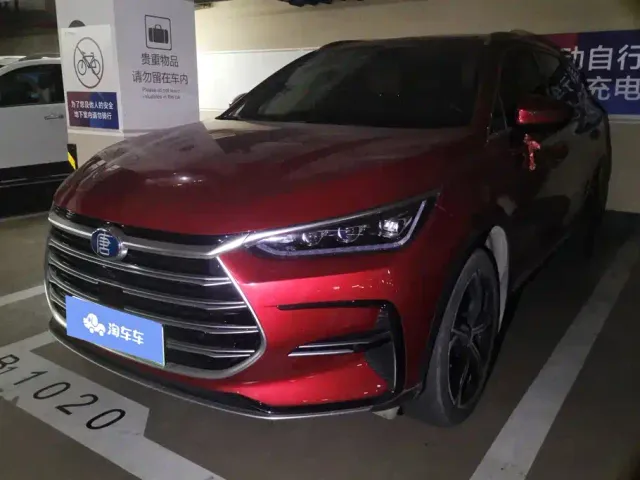 Фотография автомобиля — BYD Tang