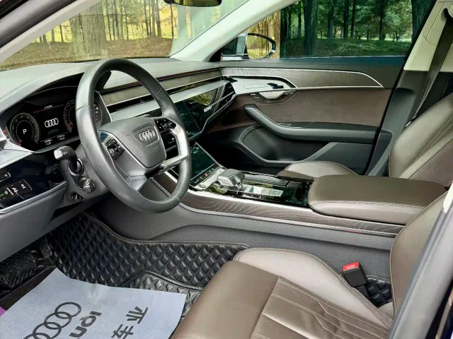 Audi A8 — Фото автомобиля 8