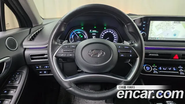 Hyundai Sonata — Фото автомобиля 13