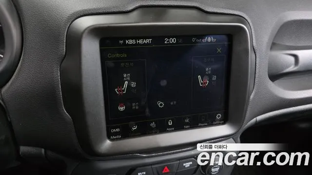 Jeep Renegade — Фото автомобиля 17