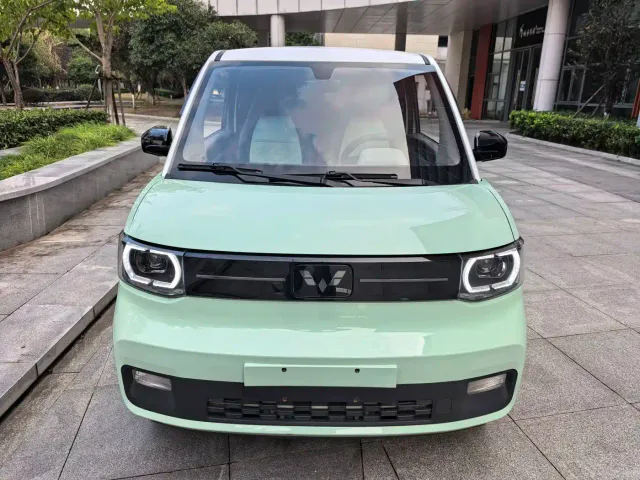 Фотография автомобиля — Wuling Hongguang Mini EV
