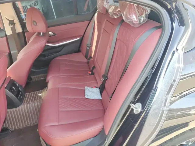 BMW 3 Series — Фото автомобиля 16