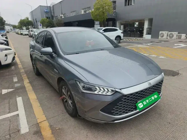 BYD Qin PLUS — Фото автомобиля 3