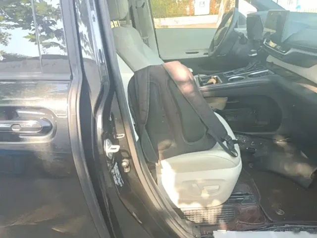 Toyota Granvia — Фото автомобиля 24