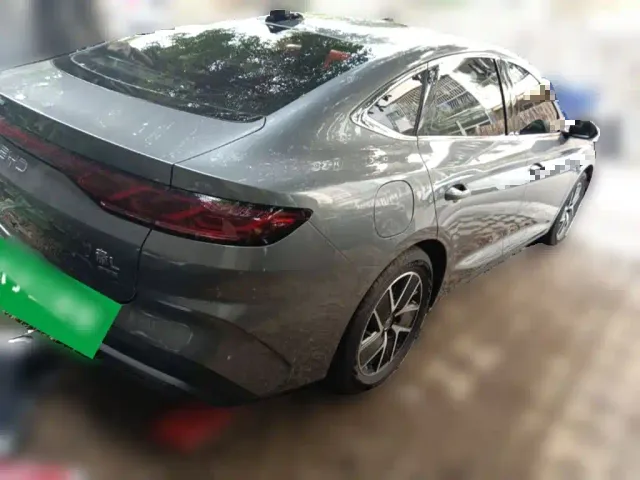 BYD Qin L — Фото автомобиля 6