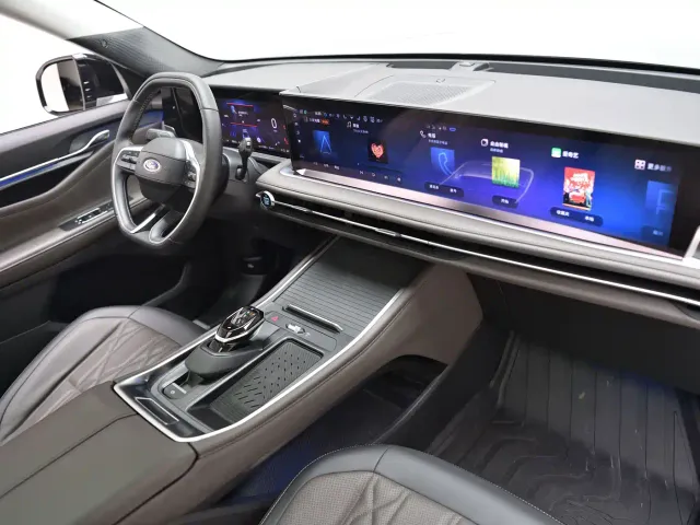Ford Edge — Фото автомобиля 12