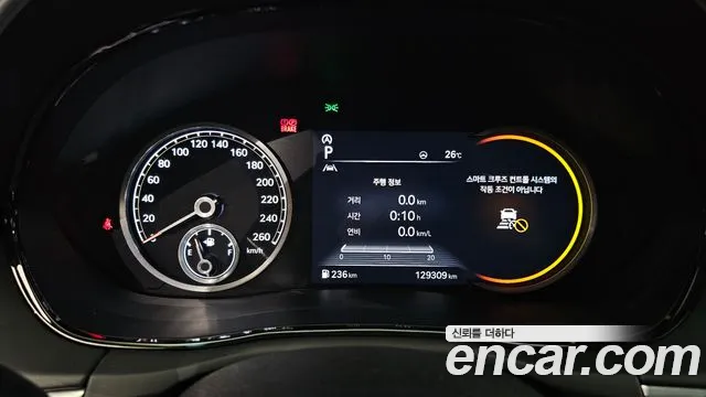 Genesis GV70 — Фото автомобиля 8