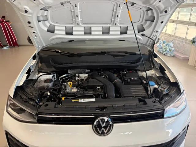 Volkswagen Tharu — Фото автомобиля 14