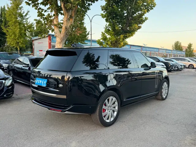 Land Rover Range Rover — Фото автомобиля 3