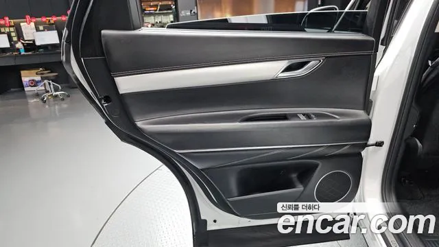 Genesis GV80 2.5T Бензин AWD — Фото автомобиля 23