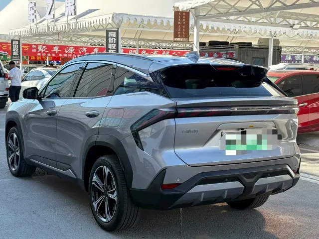 Geely Galaxy L7 — Фото автомобиля 9