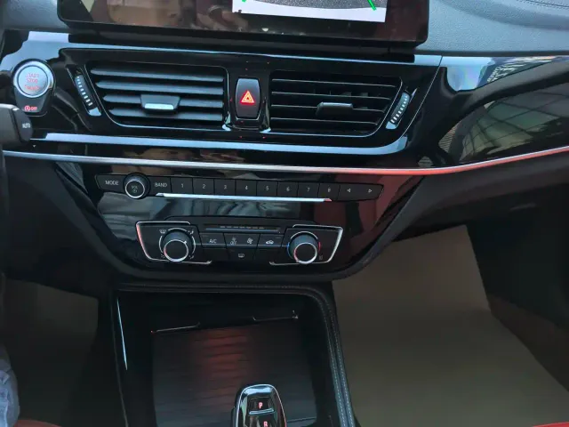 BMW 1 Series — Фото автомобиля 15
