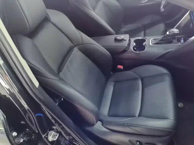 Toyota Venza — Фото автомобиля 24