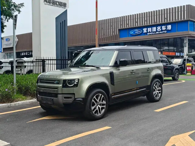 Фотография автомобиля — Land Rover Defender