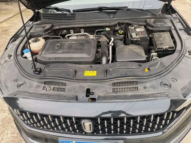 Bestune B70 — Фото автомобиля 3