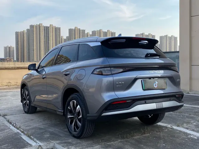 BYD Seal 05 DM-i — Фото автомобиля 7