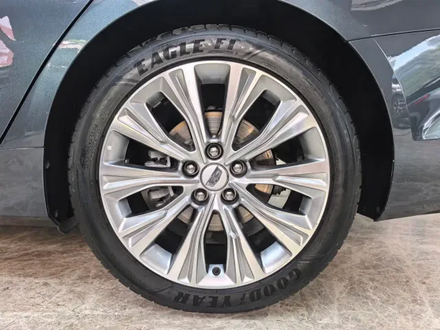 Cadillac CT6 — Фото автомобиля 21