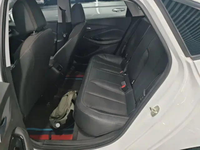 Buick Verano — Фото автомобиля 16