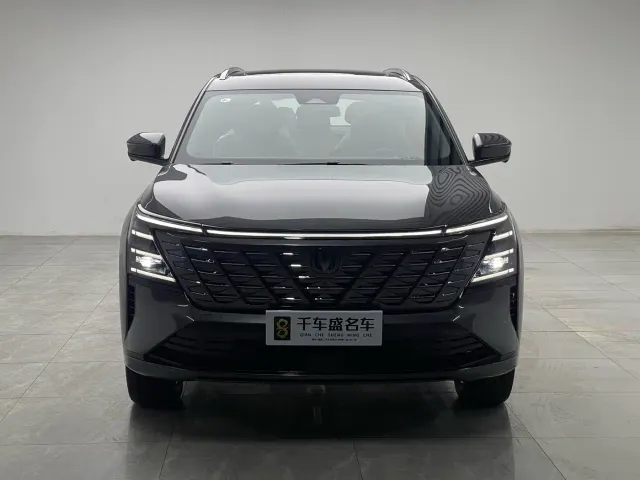 Changan CS75 Plus — Фото автомобиля 2