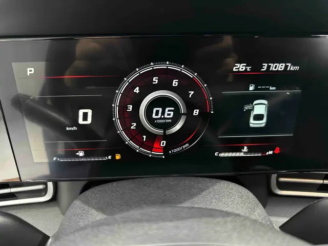 Hyundai Elantra — Фото автомобиля 10