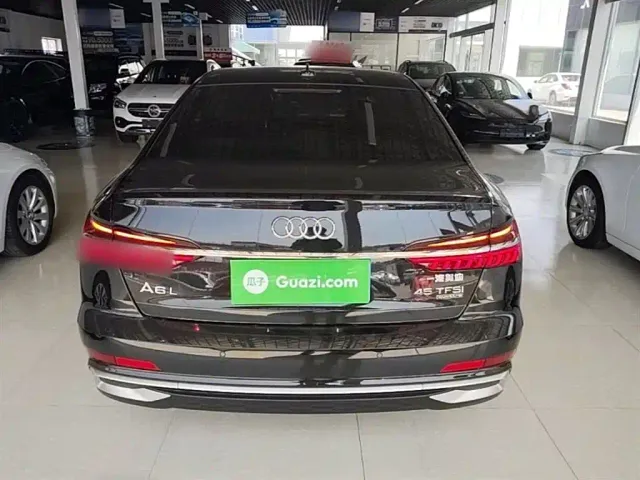 Audi A6L — Фото автомобиля 5