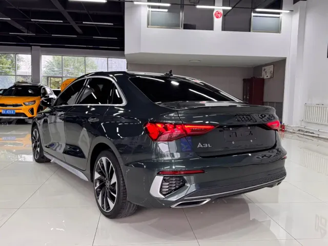 Audi A3 — Фото автомобиля 4