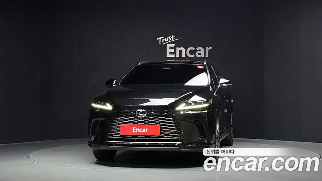 Lexus RX — Фото автомобиля 3