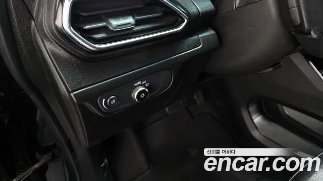 Chevrolet Bolt EV — Фото автомобиля 20