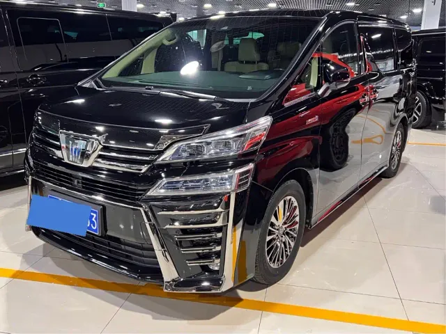 Toyota Vellfire — Фото автомобиля 2