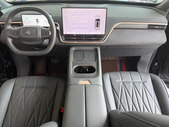Dongfeng eπ 008 — Фото автомобиля 8