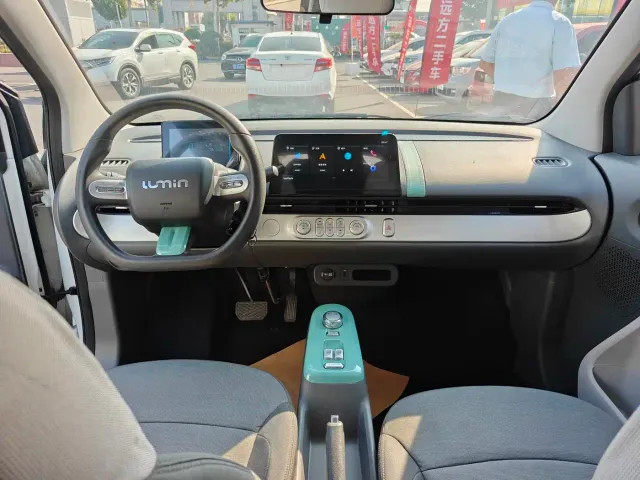 Changan Lumin — Фото автомобиля 7