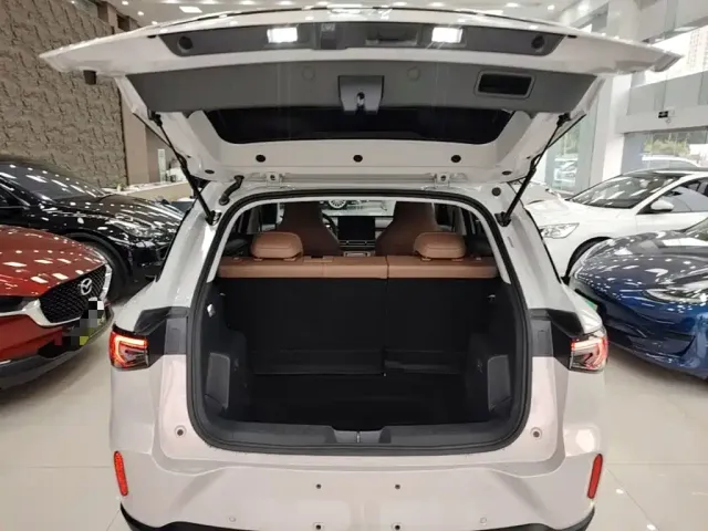 Wuling Motors Wuling Bingo S 2025 Model Base Version — Фото автомобиля 18