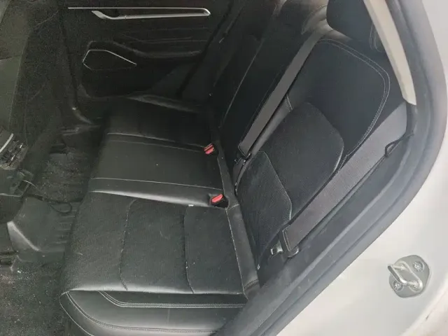Geely Emgrand 2022 4th Generation 1.5L CVT Elite — Фото автомобиля 13