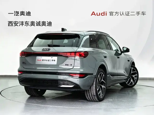 Audi Q6L e-tron — Фото автомобиля 4