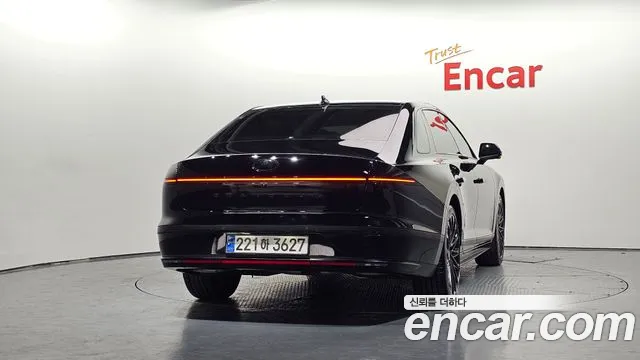 Hyundai Grandeur GN7 — Фото автомобиля 4
