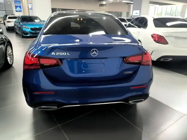 Mercedes-Benz A-Class — Фото автомобиля 5