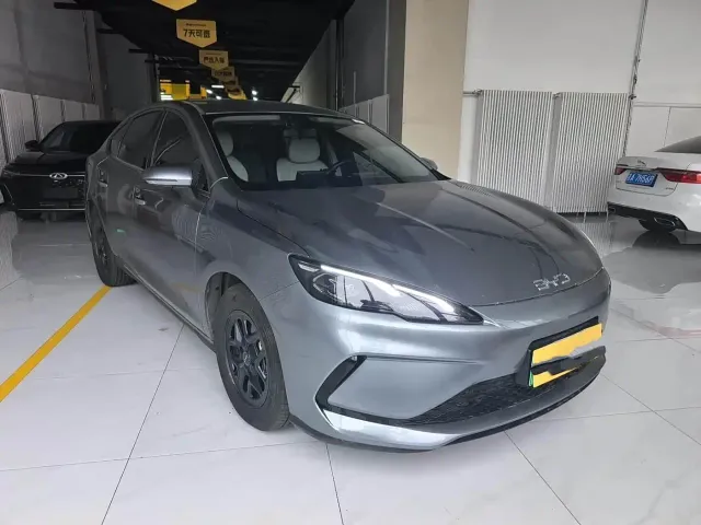 BYD Seal 05 DM-i — Фото автомобиля 3