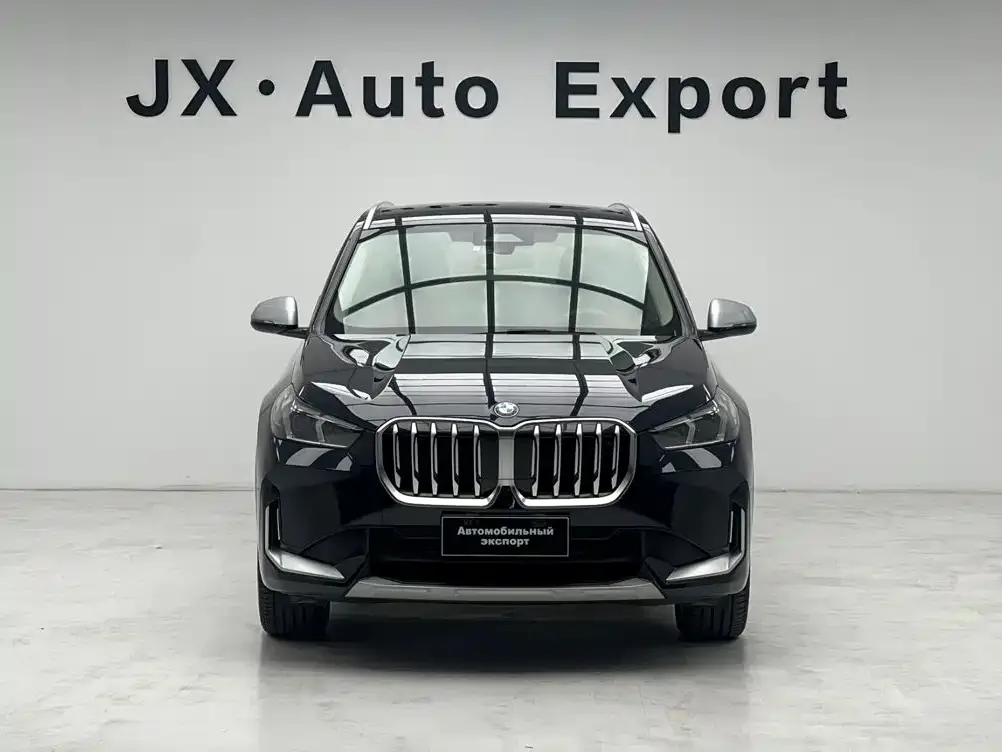 BMW BMW X1 2023 sDrive20Li X Design Package — Фото автомобиля 2