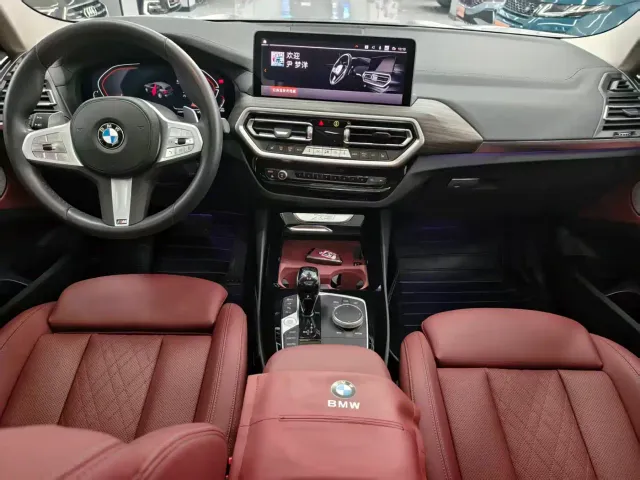 BMW X3 — Фото автомобиля 3