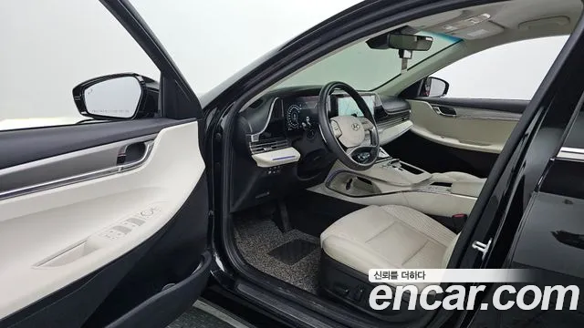 Hyundai Grandeur New — Фото автомобиля 10