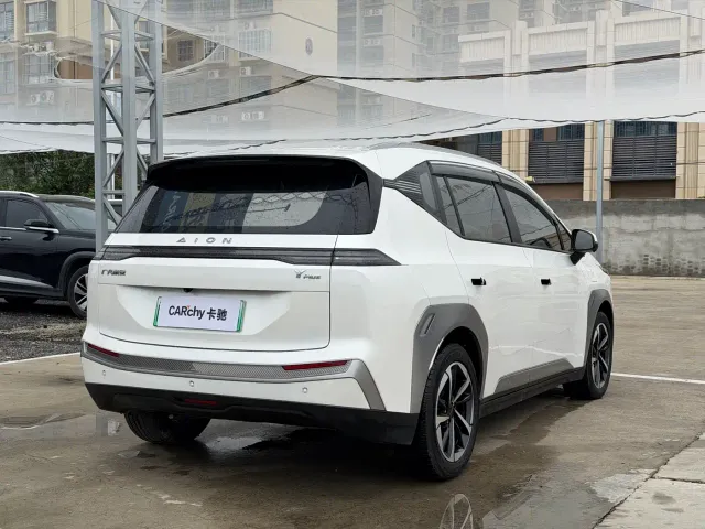 GAC Aion Y — Фото автомобиля 4