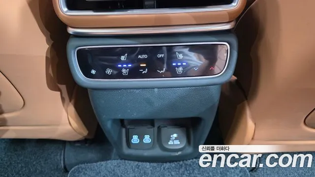 Genesis GV80 — Фото автомобиля 18