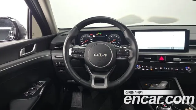 Kia K5 Generation 3 — Фото автомобиля 18