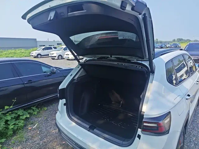 Volkswagen Tharu — Фото автомобиля 17