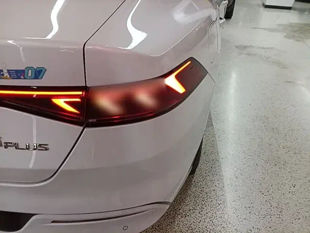 BYD Qin PLUS — Фото автомобиля 7
