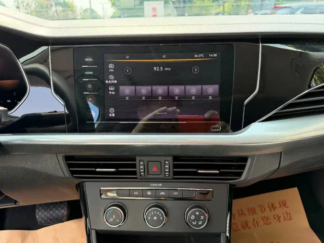 Volkswagen Passat — Фото автомобиля 10